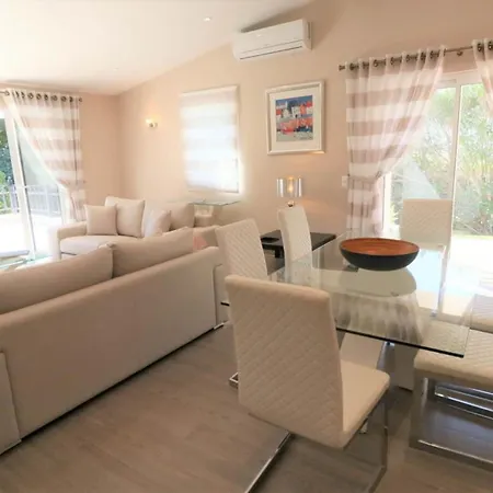 Beautiful Portuguese Casa Buganvillas 3 Bedrooms Close To Praca