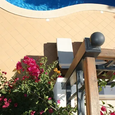 Beautiful Portuguese Casa Buganvillas 3 Bedrooms Close To Praca Private Pool Villa Vale do Lobo
