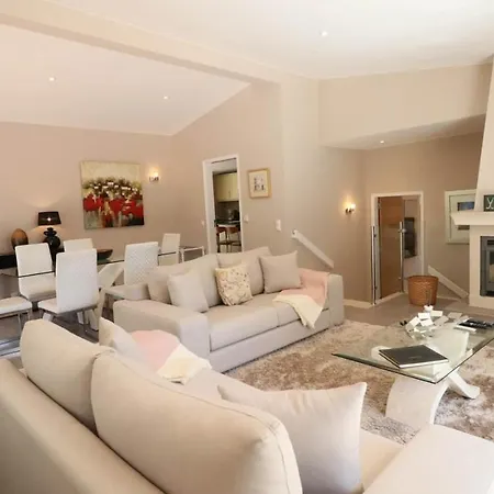 Beautiful Portuguese Casa Buganvillas 3 Bedrooms Close To Praca Private Pool