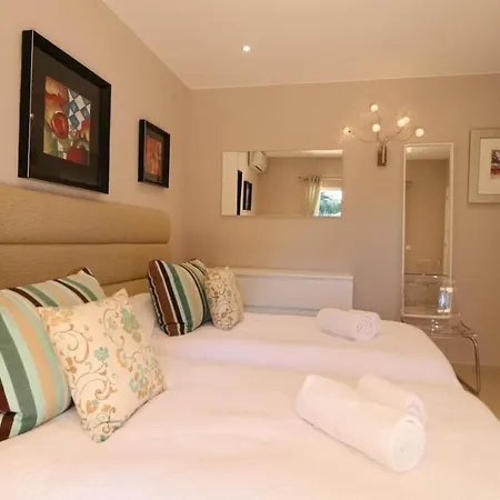 Villa Beautiful Portuguese Casa Buganvillas 3 Bedrooms Close To Praca Private Pool