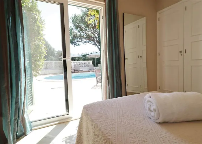 Beautiful Portuguese Casa Buganvillas 3 Bedrooms Close To Praca