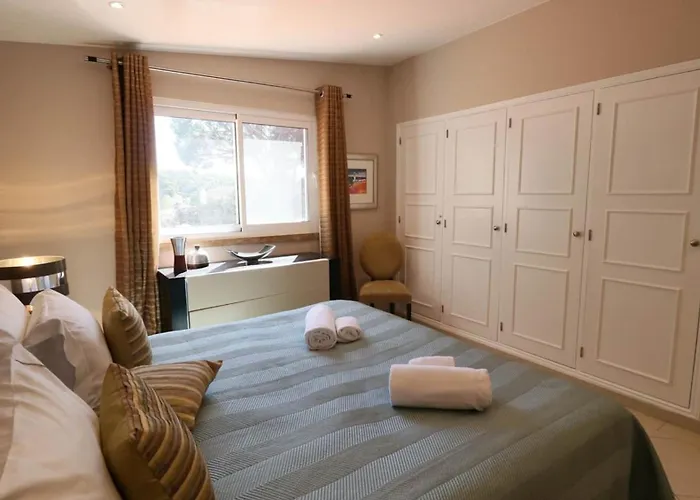 Beautiful Portuguese Casa Buganvillas 3 Bedrooms Close To Praca *